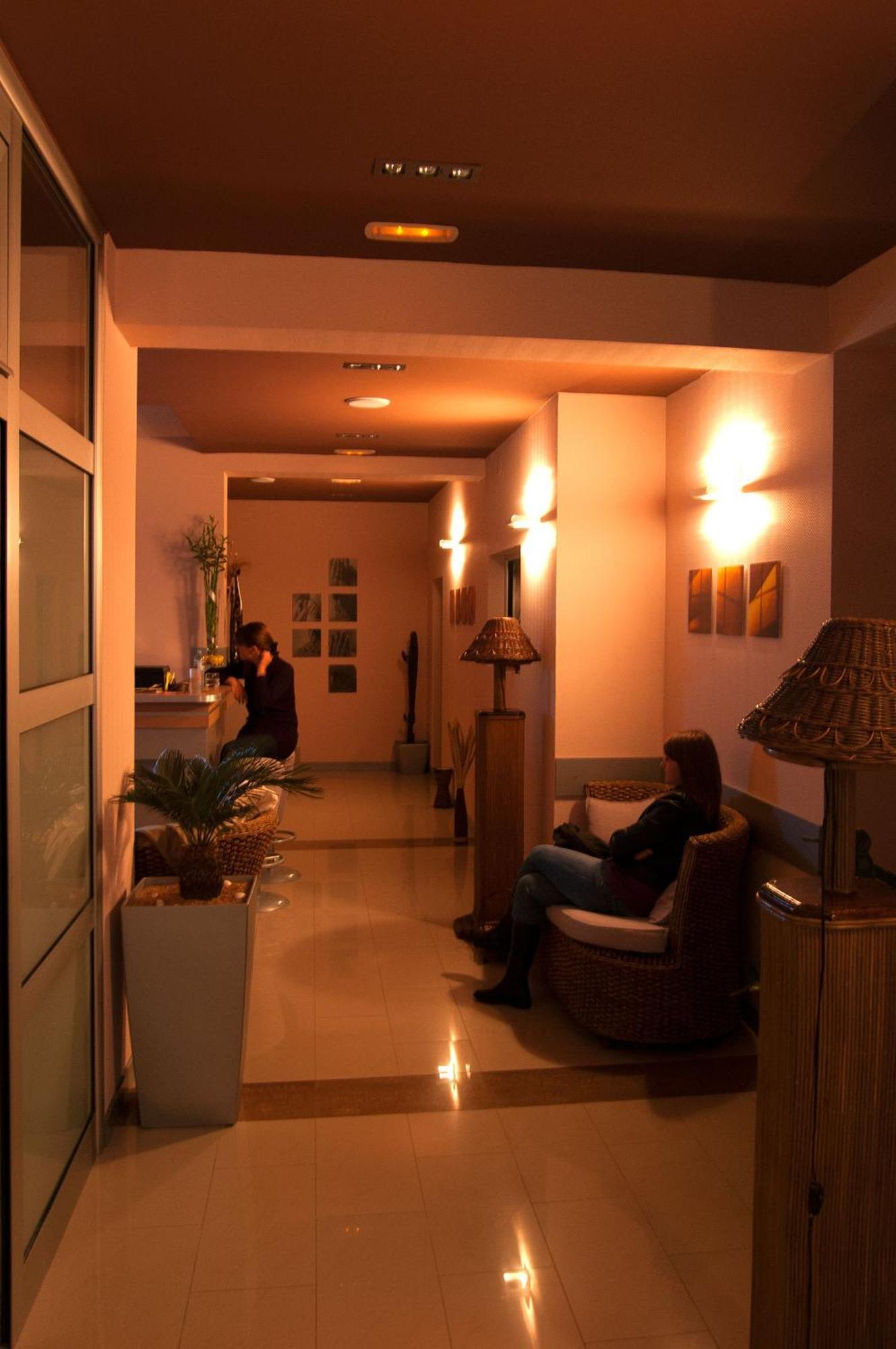Iwa Centar Apartments & Wellness Vrnjačka Banja Eksteriør billede