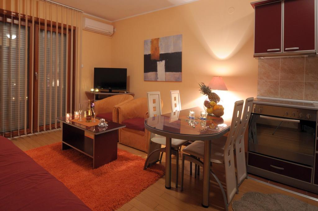 Iwa Centar Apartments & Wellness Vrnjačka Banja Eksteriør billede
